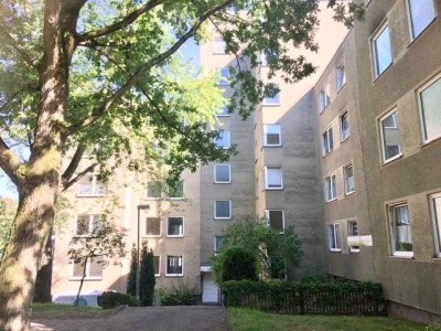 Hübsche 3-Zi.-Whg. mit modernem Badezimmer und Balkon, frei ab 15.06.