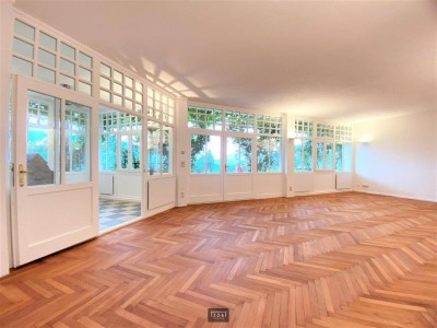 226 Immobilien: Stilvolles Wohnen in einer imposanten Villa