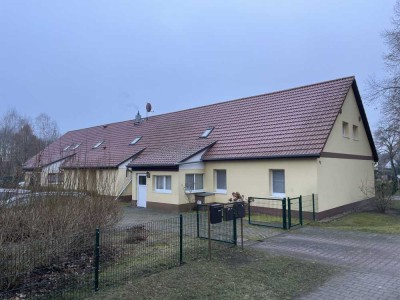 Hübsche 2-Zimmer-Wohnung mit Tageslichtbad