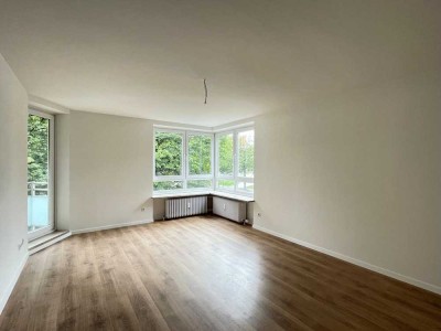 Helle renovierte 2,5-Zimmer-Wohnung mit Loggia im Univiertel zu vermieten