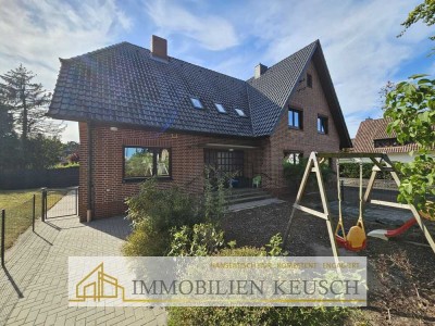 2 FHaus + Einliegerwohnung, modern mit großem Garten, ruhige Lage in Achim-Baden mit Garage & Keller