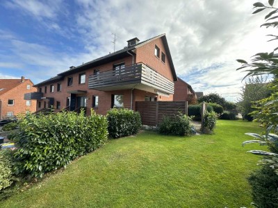 Erdgeschosswohnung mit großer Terrasse und eigener Tiefgarage in ruhiger Lage