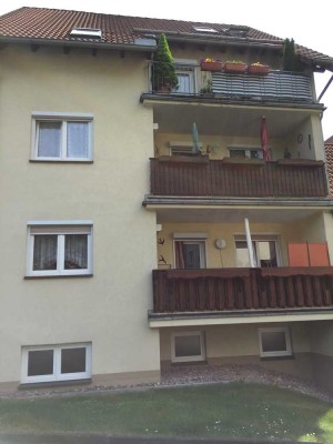 Schöne Wohnung im 3 Familienhaus