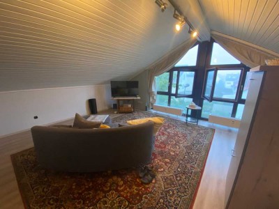 Charmantes 1-Zimmer Dachgeschoss-Apartment in Neu-Isenburg