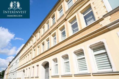 ** Charmantes Mehrfamilienhaus mit Balkonen als Kapitalanlage im Süden Magdeburgs  zu verkaufen **