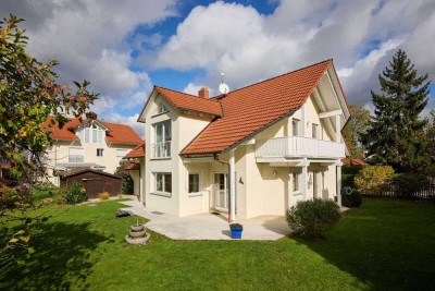 Exklusives Einfamilienhaus in ruhiger Traumlage – Eleganz, Raum und Komfort vereint