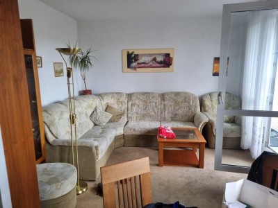 Günstige 3-Zimmer-Wohnung mit Einbauküche in Halle (Saale)