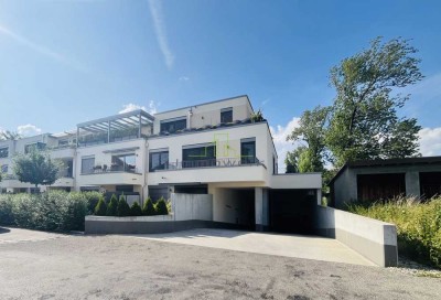 Neuwertig: Exklusive Küche in einer 3-Zimmerwohnung im "Habsburger Wohnatelier" mit Balkon
