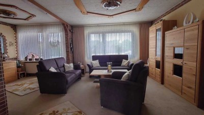 Helle freundl.Wohnung (inkl.Garage) in ruhiger Lage,  perfekte Raumaufteilung, kernsaniertes Bad