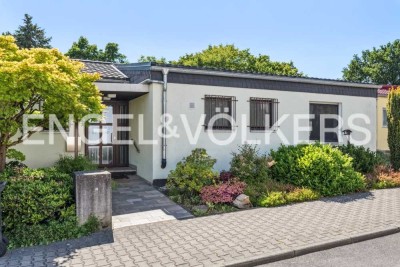 Lichtdurchflutet, großzügig, naturnah - vielseitiger Bungalow in Schwalbach