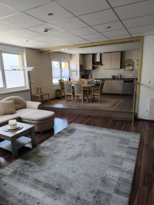 Schöne möblierte 2,5-Zimmer-Einliegerwohnung in Limburgerhof in ruhiger Lage