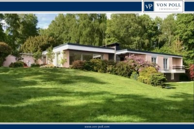 Repräsentative Villa auf Parkgrundstück mit traumhaftem Blick