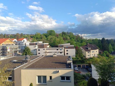 gemütliche 3 Zimmer Wohnung mit Balkon, Garage und Blick ins Grüne