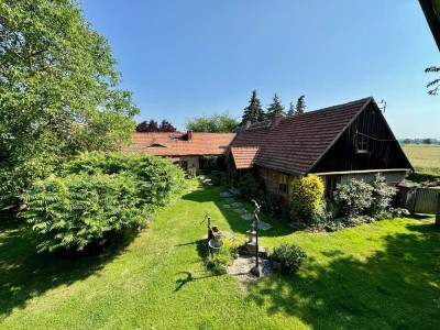 Einzigartiger 4 Seiten Hof mit unglaublichem Charme
