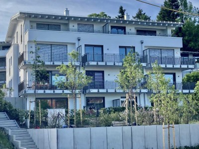 Penthouse mit Dachterrasse, Seeblick und 2 Bäder in Tutzing