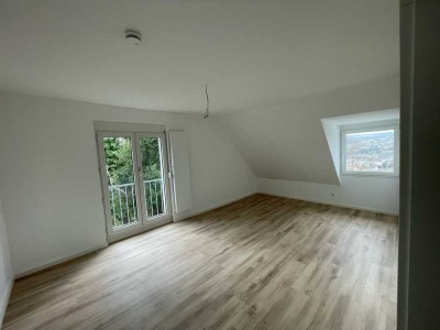 Attraktive 3-Zimmer-Dachgeschosswohnung mit gehobener Innenausstattung in Pforzheim