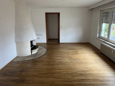 Geräumige 5-Zimmer-Wohnung in Pressig