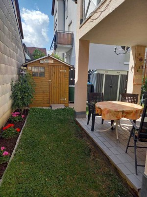 3 Zimmer-Erdgeschosswohnung mit Garten, Hobbyraum und Garage zur Kapitalanlage