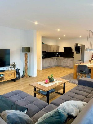 Niederndorf | Attraktive 3-Zimmer-Wohnung | Einbauküche und Balkon