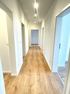 Sanierte 4-Zimmer-Wohnung mit Einbauküche und Turmbergblick in Karlsruhe-Durlach