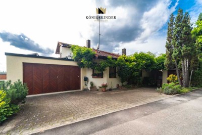 Großzügiges Wohnhaus mit zwei Einliegerwohnungen und Weitblick in guter Lage von Neckarwestheim