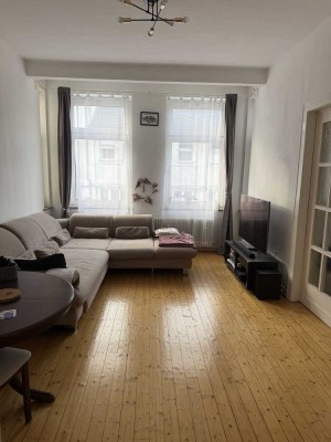 110 m² | 4 Zimmer | Altbau | Einbauküche | ab 01.01. frei – zentral & ruhig