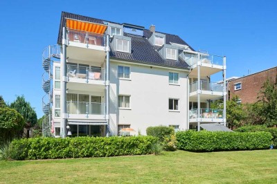 Scharbeutz - Neue Bergstraße - strandnahe 2-Zimmer-Wohnung + Balkon + Doppelparker-Stellplatz