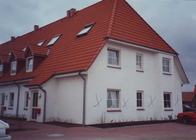 Ansprechende 3-Zimmer-EG-Wohnung mit Terrasse und Einbauküche  - nähe Krankenhaus