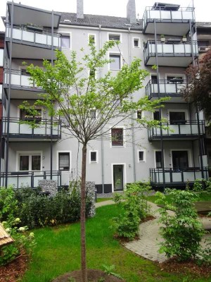 Stadtwohnung, 3,5-Räume mit Balkon im 1. Obergeschoss