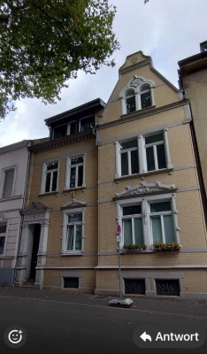 Sehr Schöne 2-Zimmer-Dachgeschosswohnung in Mülheim