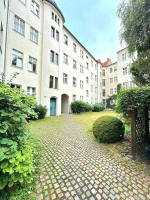 Charmante 4 Zi.-Altbau Whg. in TOPLAGE von Berlin-Mitte zu verkaufen
