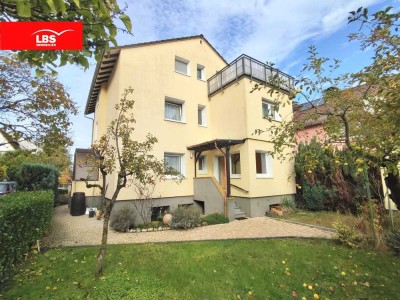 ***Attraktives Mehrfamilienhaus mit Bungalow (Nutzfläche) in idyllischem Garten in Walldorf***