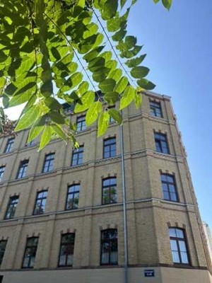 "Moderne 2-Zimmer-Wohnung mit Balkon & Stellplatz – Komfortabel Wohnen in Leipzig!"