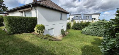 Haus mit Keller und großem Garten