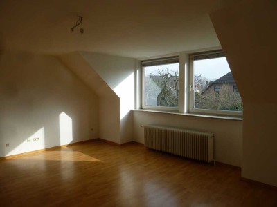 Helle 3,5-Zimmer-DG-Wohnung in Braunschweig-Leiferde