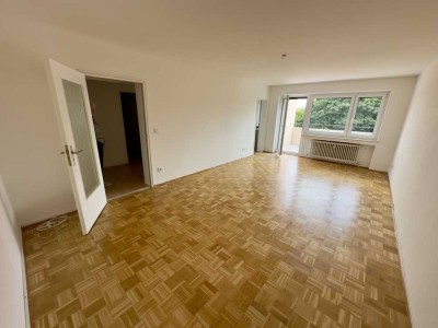 Stilvolle, gepflegte 2,5-Raum-Wohnung mit Balkon und Einbauküche in Fürstenfeldbruck