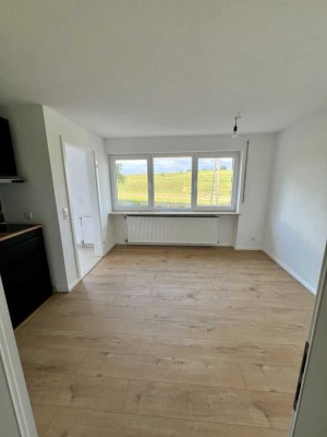 Erstbezug nach Sanierung: Ruhig gelegene 2-Zimmer-Einliegerwohnung mit Terrasse- Nähe Fachhochschule