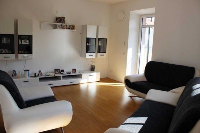 3 Altbau Loft Wohnungen am Lech: 73+82+64 qm, kernsaniert, Balkon, Parkett, Küche, ruhig, nähe KUKA,