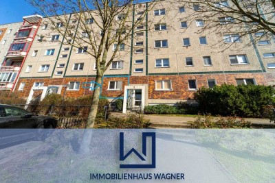 Leerstehende 3-Zimmer-Eigentumswohnung im Erdgeschoss in Rostock-Toitenwinkel