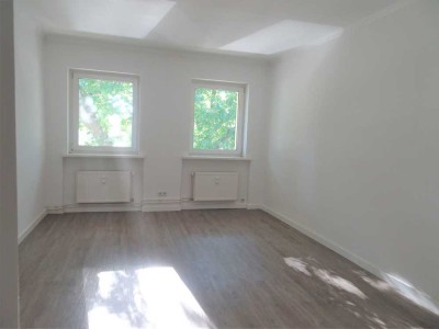Helle, großzügige 2-Zimmer-Wohnung in ruhiger Lage