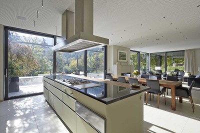 Exklusive Villa am Waldrand mit einzigartigem Panoramablick