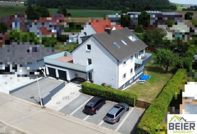 Renoviertes Dreifamilienhaus mit Dachterrassen – ideal als Kapitalanlage oder Mehrgenerationenhaus