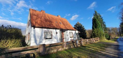 Charmantes Siedlungshaus mit großem Grundstück in Dorfrandlage