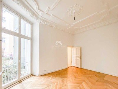 WOW - HERRSCHAFTLICHE, RUHIG GELEGENE UND KLASSISCHE ALTBAUWOHNUNG IN MOABIT! PROVISIONSFREI!