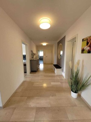 Zweifamilienhaus mit Panoramablick – Ruhige Feldrandlage in Top-Wohngegend von Flein