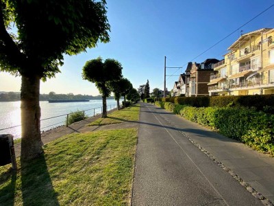 Schöne 1,5-Zimmer-Wohnung mit Rheinblick