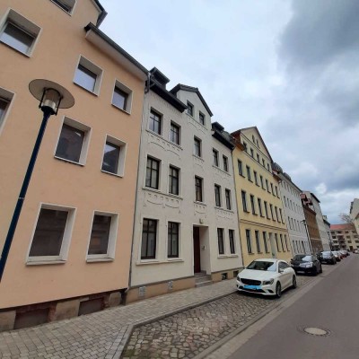 **1-Raumwohnung mit kl. Terrasse in Buckau**