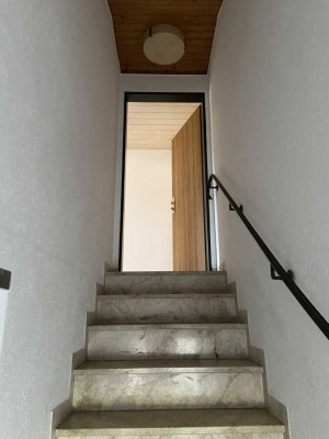 Helle 2-Zimmer Wohnung mit Balkon im 1. OG in Dickenreishausen