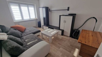 Helle 2-Zimmer-Wohnung mit Einbauküche sucht Nachmieter