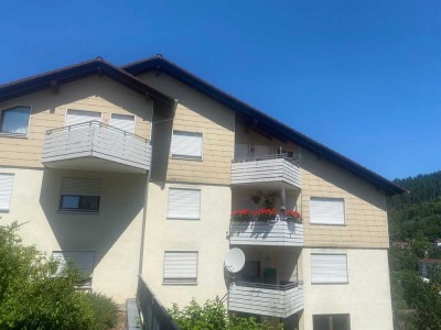 Für kreative Renovierer – 4-Zimmer-Eigentumswohnung mit Potenzial in ruhiger Lage von Schramberg